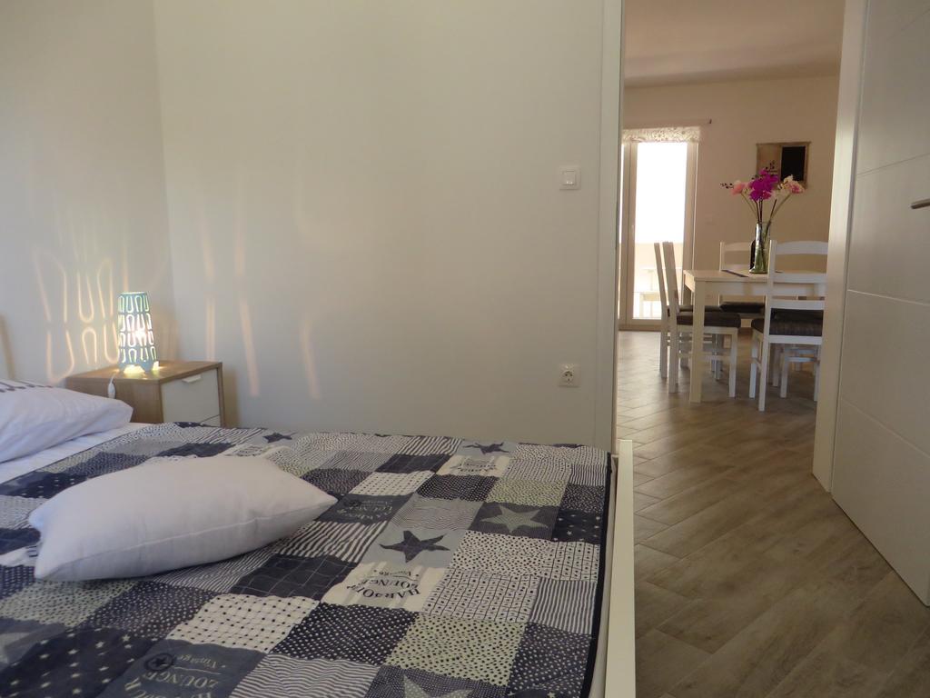 Apartment Karaba