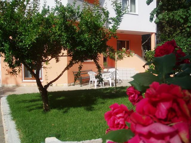 Karaba Apartment